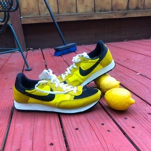 Nike Challenger OG black/yellow/citron.